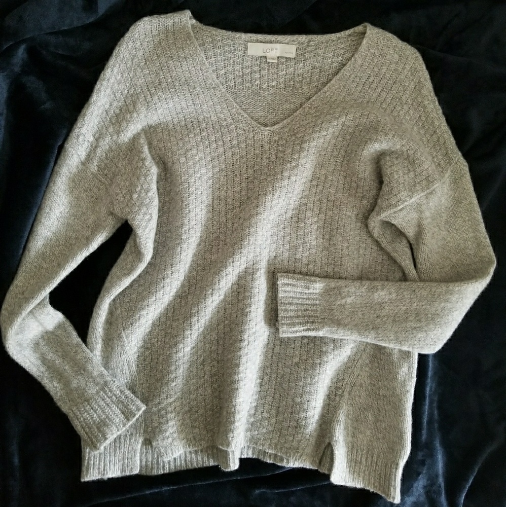 NWOT super cozy LOFT V-Neck knit sweater