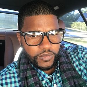 Meet your Posher, Desmond