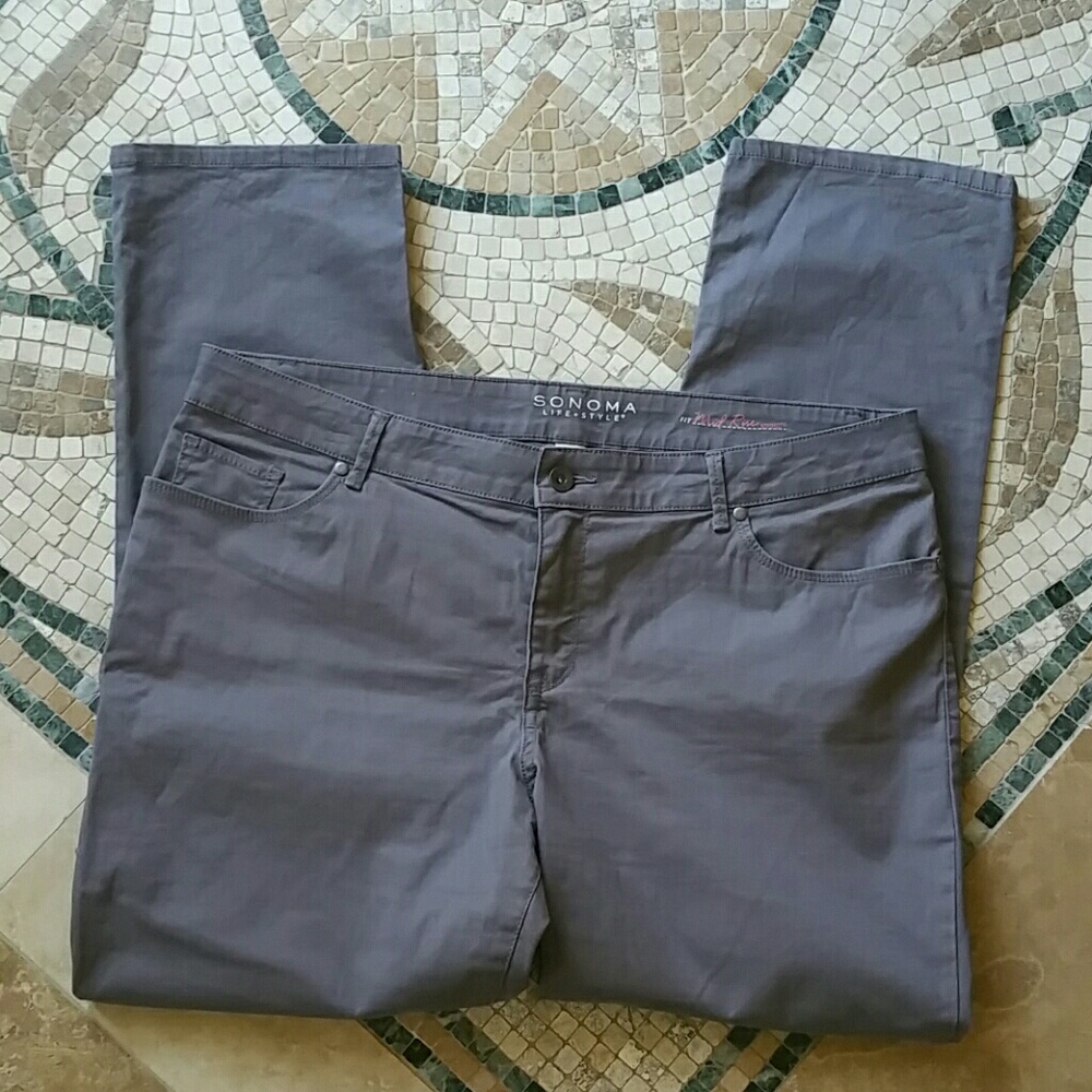 Sonoma Mid-rise straight leg pants