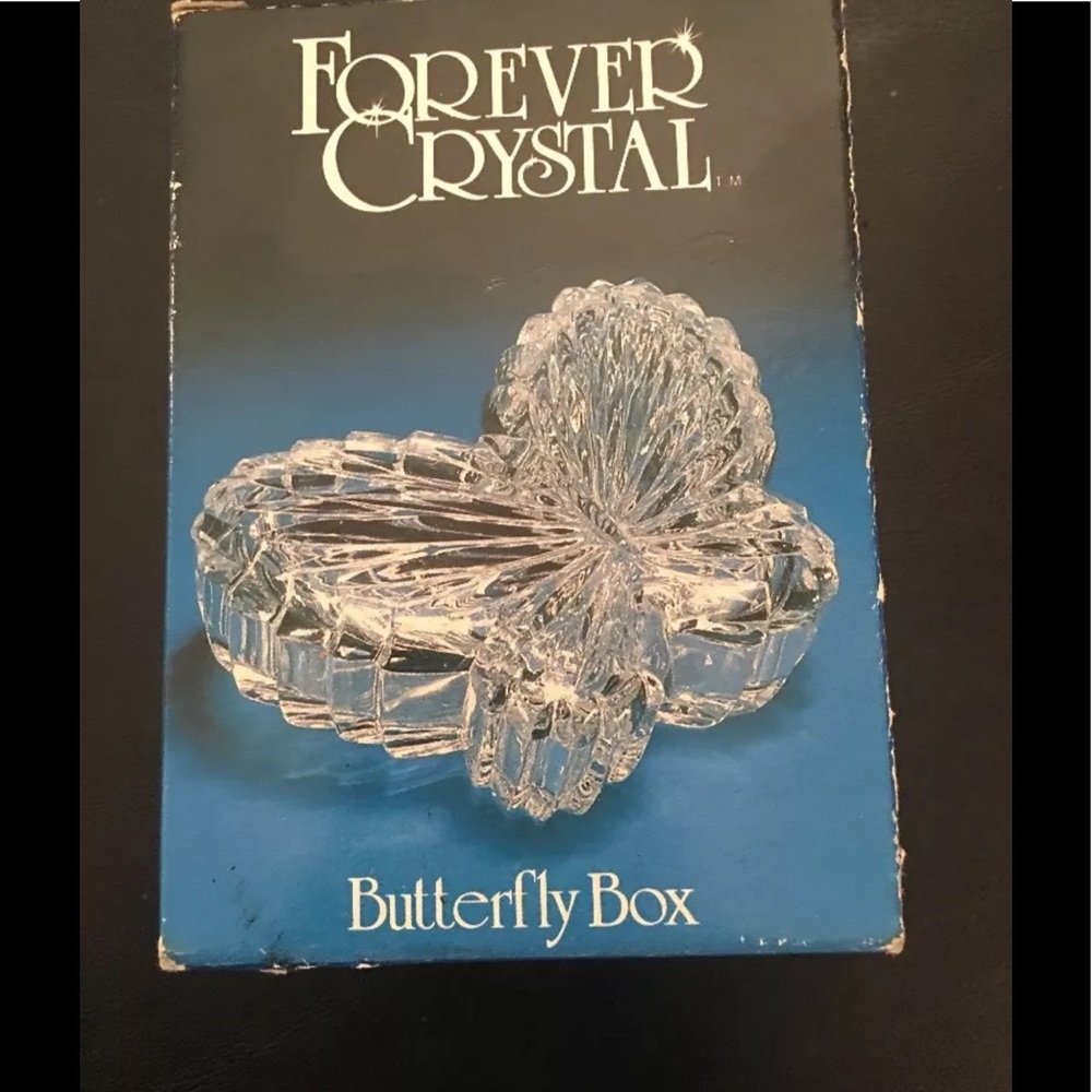 Forever crystal butterfly box