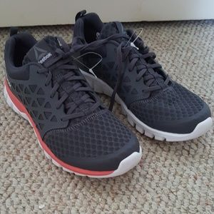 Reebok Sneakers💟SOLD!