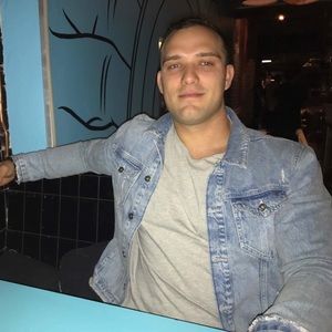 Meet your Posher, Sebastian