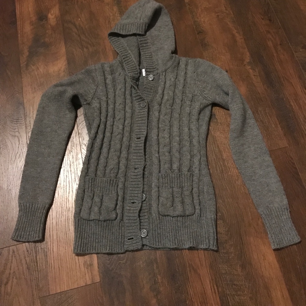 Gray sweater