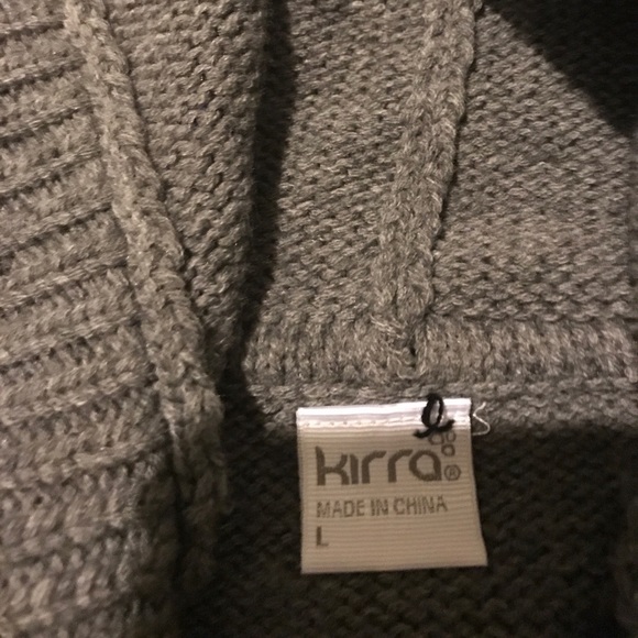 Gray sweater - Picture 2 of 2