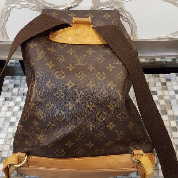 Louis Vuitton backpack - Picture 5 of 8