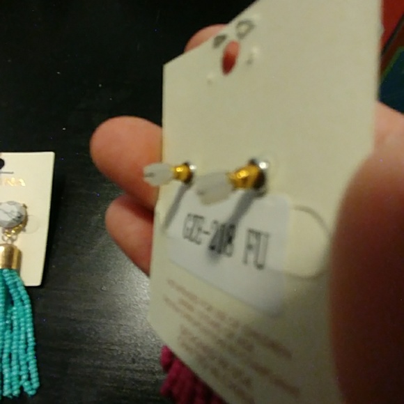 💥💥Final!! TEAL Marble studded tassel earrings!! - Picture 5 of 5