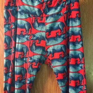 LuLaRoe Tall & Curvy Pig Leggings