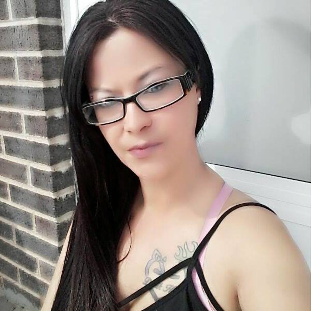 Meet your Posher, Deidra