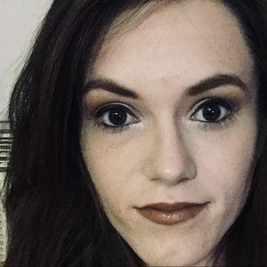 Meet your Posher, Leighton