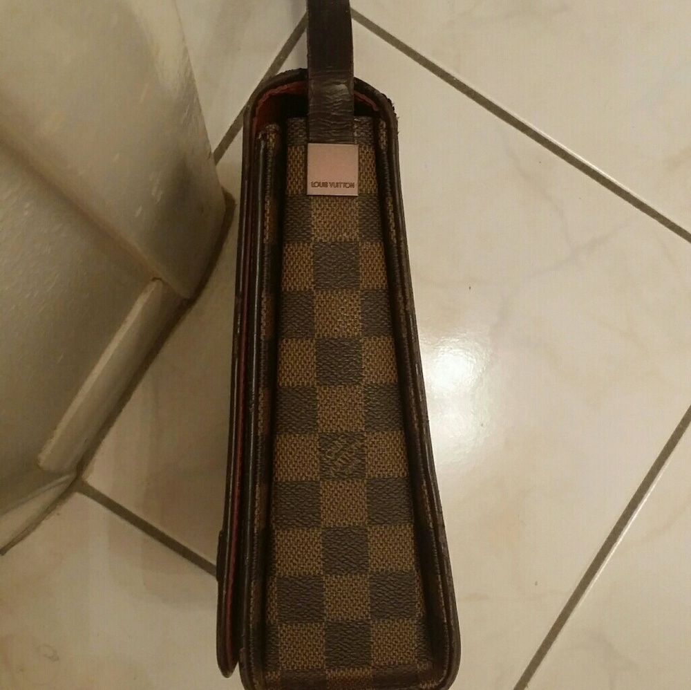 Damier Louis Vuitton pictures for "Tika"❤❤