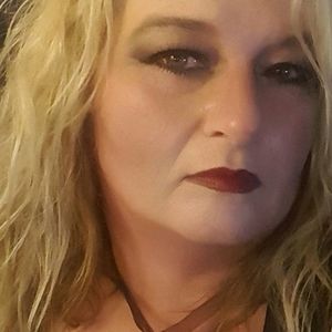 Meet your Posher, Genevieve