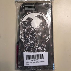 Brand new 3D Black Skull IPhone 7 Plus Case
