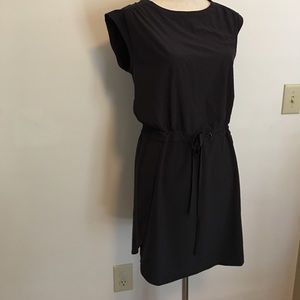 Athleta cinch waist dress
