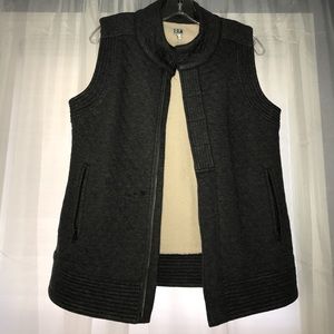 HL Key Womens Freda Jacquard Fleece Vest