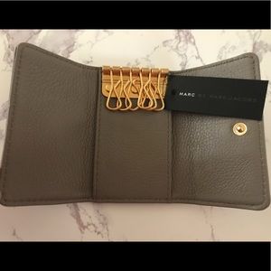 Marc Jacobs key case NWT