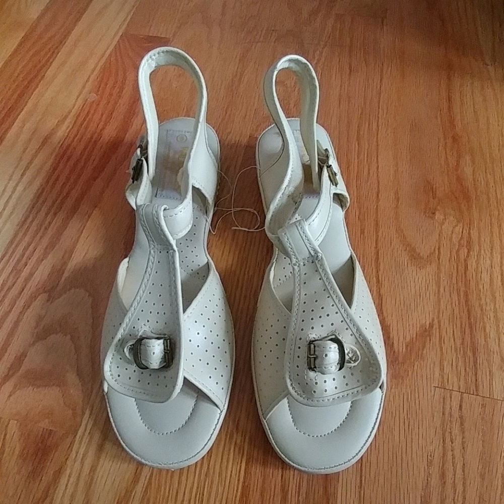 Walkables Sandals Sz 6
