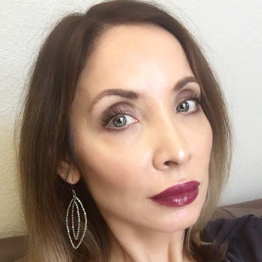 Meet your Posher, Shoshana