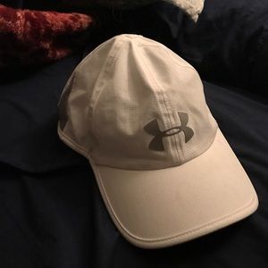 Under armor hat (reflective)