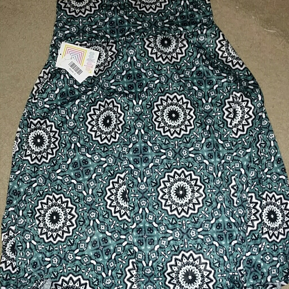 Lularoe Azure Size Large