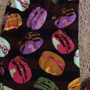 LuLaRoe OS leggings