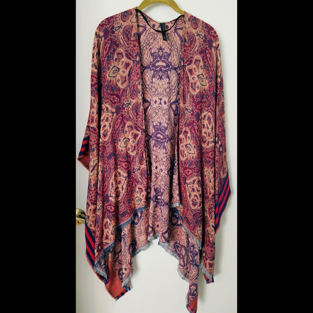 Ecote Wrap from Urban