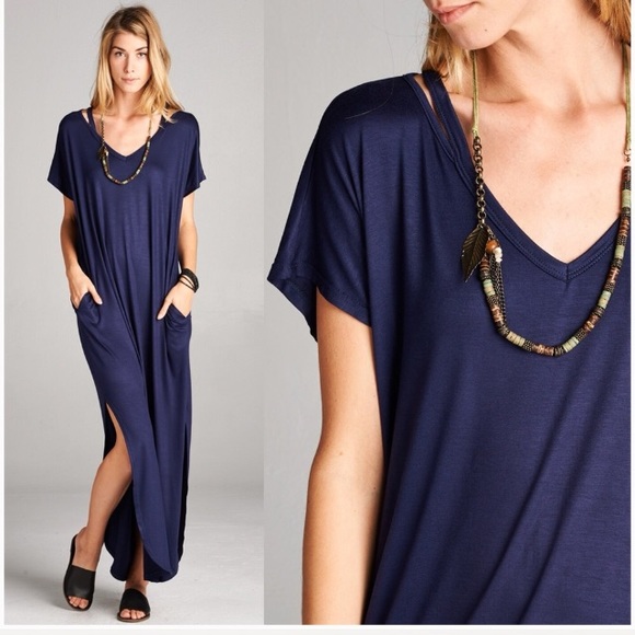 Navy Blue Cut-Out Shoulder Pocket Maxi - Picture 2 of 4