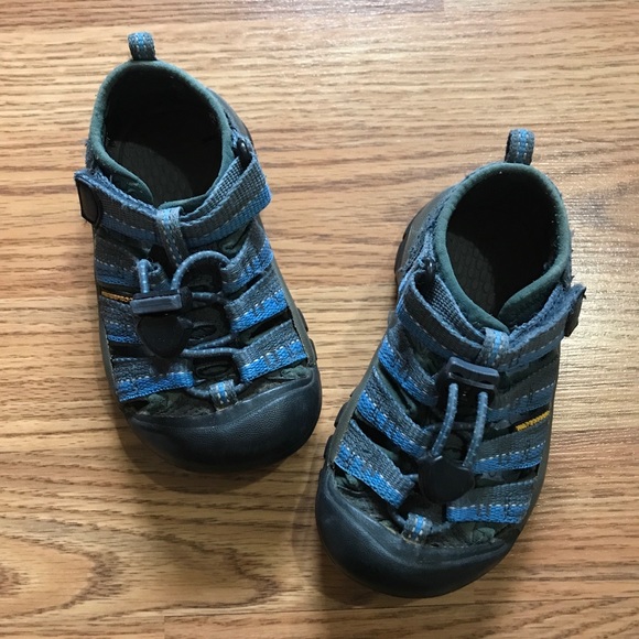 62 off keen shoes toddler boy sandals size 8 poshmark toddler boys sandals size 8