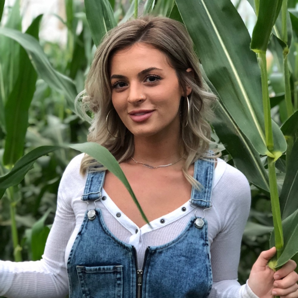 Meet your Posher, Katalin