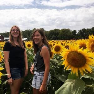 Meet your Posher, Rachel