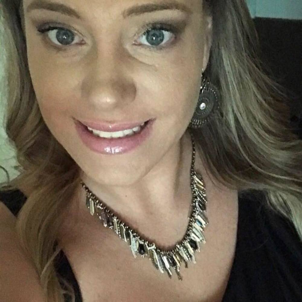 Meet your Posher, Christina