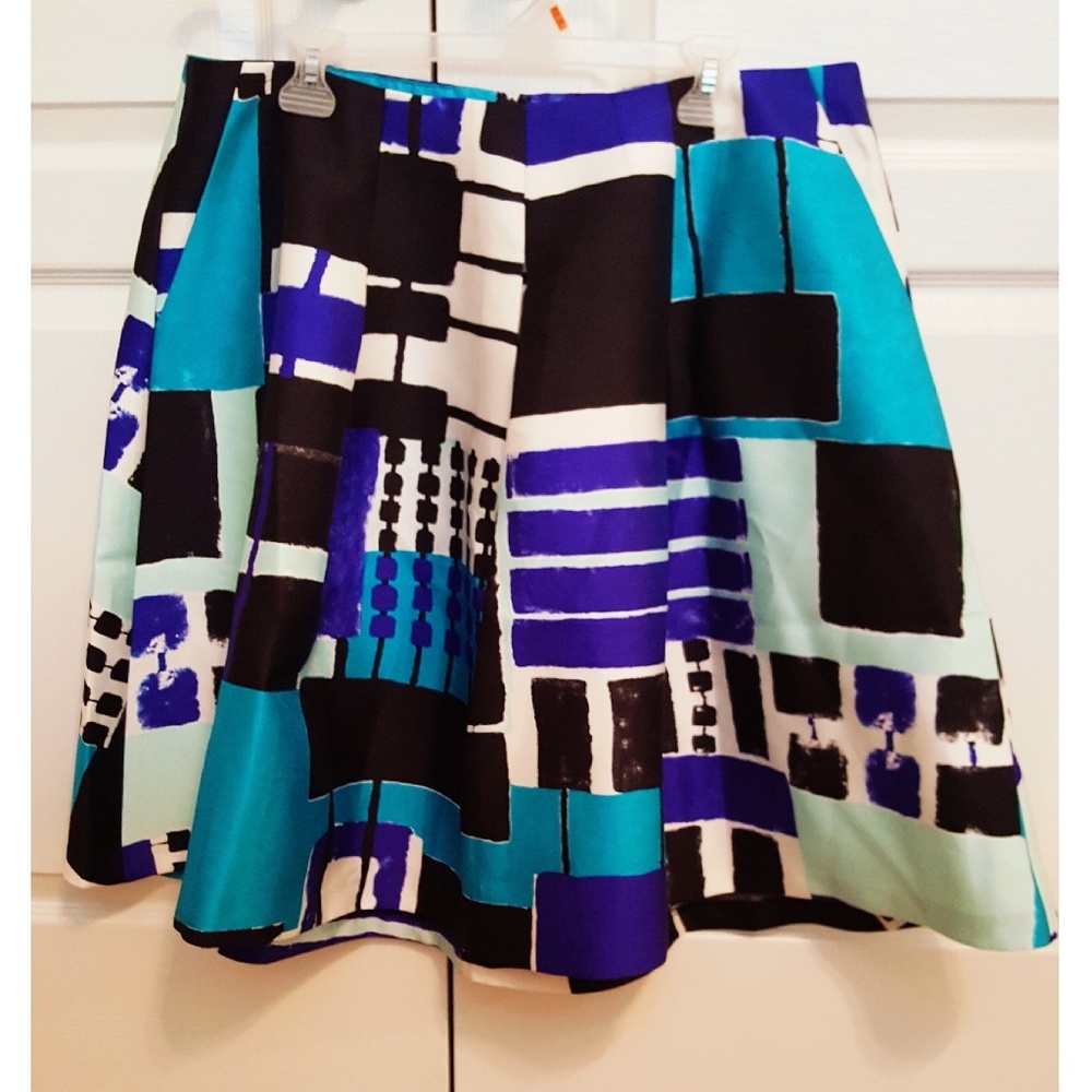 Abstract print skirt