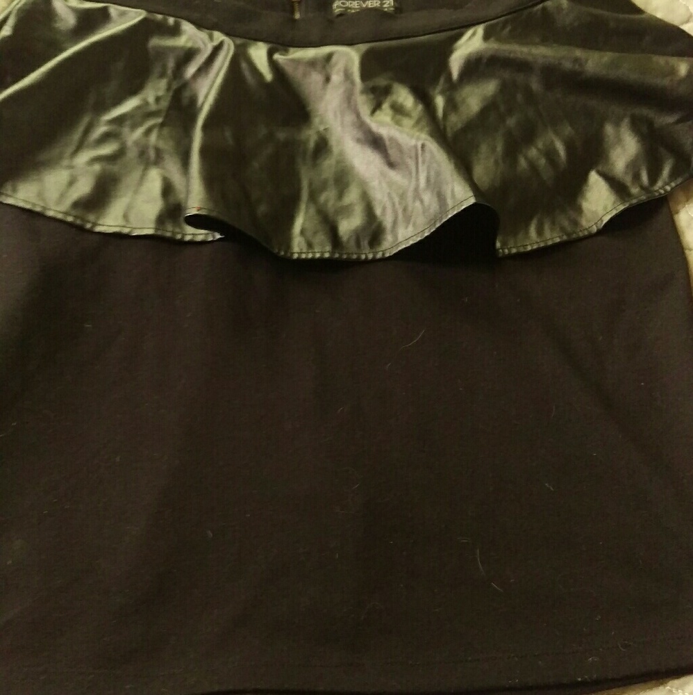 Black pencil skirt