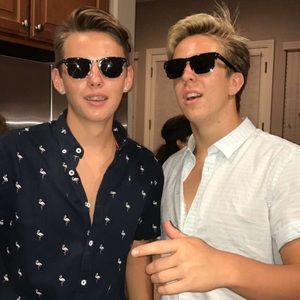 Meet your Posher, Jonas