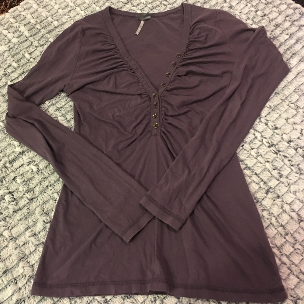 Bobi button up tee in Eggplant