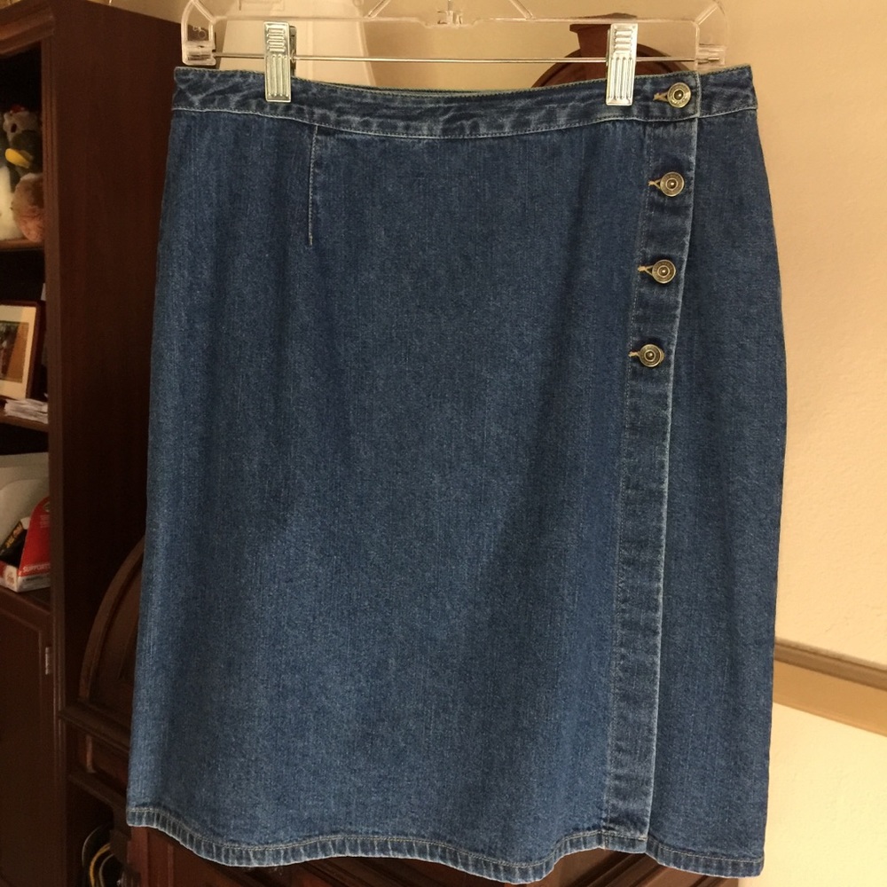 DENIM WRAP SKIRT!  Liz Claiborne 12 Petite