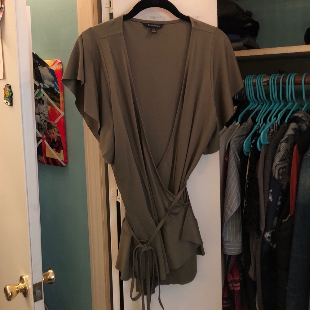 Banana Republic wrap shirt