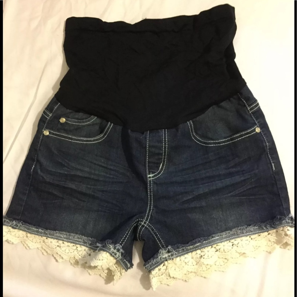 DENIM DIVA MATERNITY SHORTS