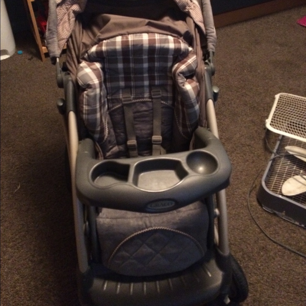 Graco Stroller Ñoñ used