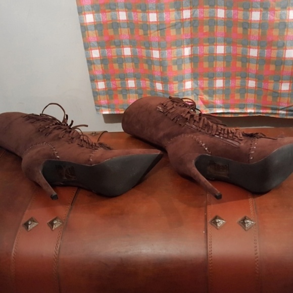 Brown Boots - Picture 3 of 3