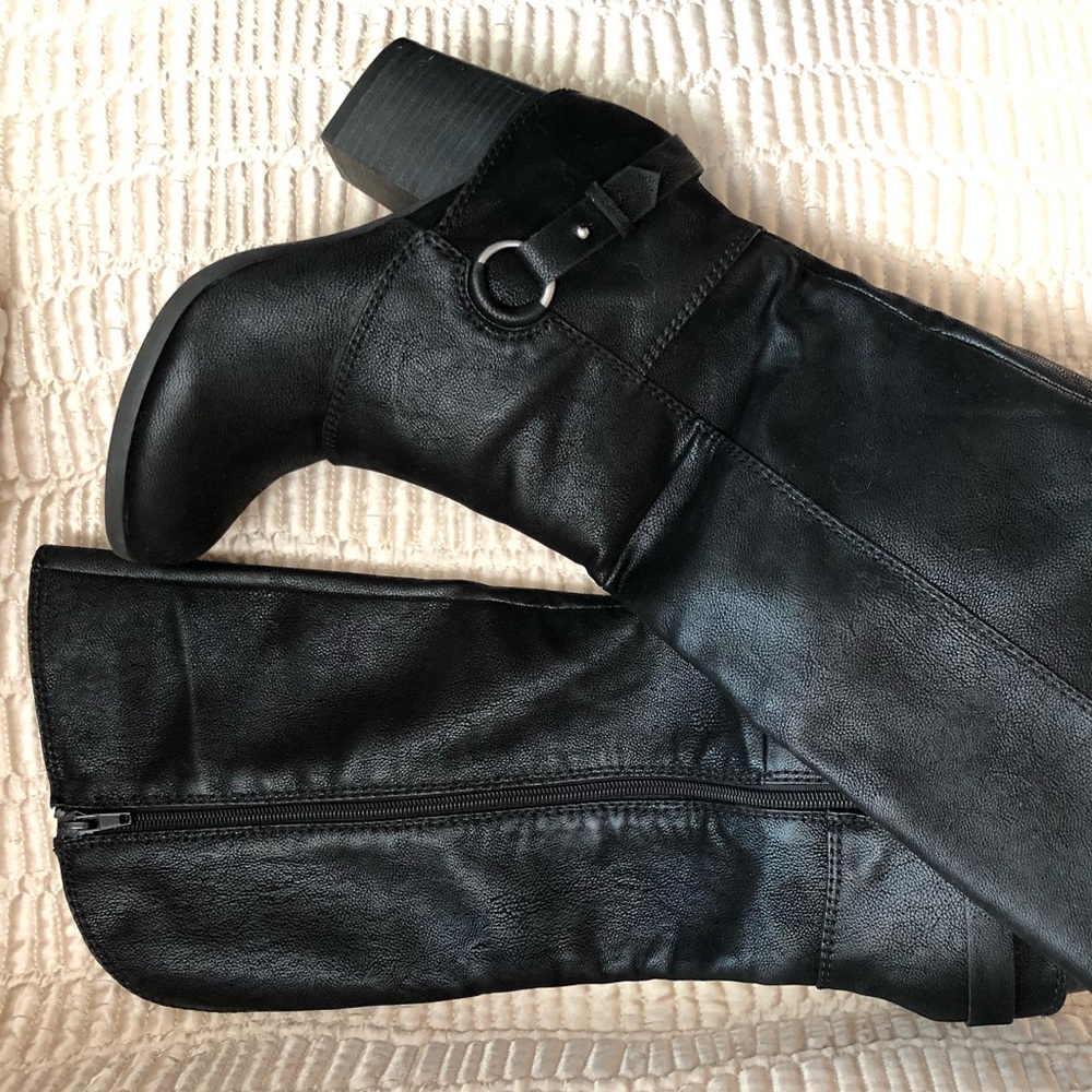 Fergie Boots Size 8