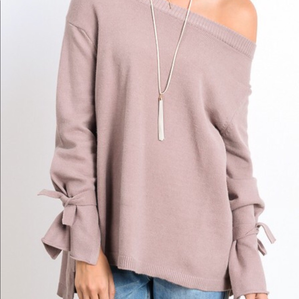 BNWT! Wishlist high low sweater