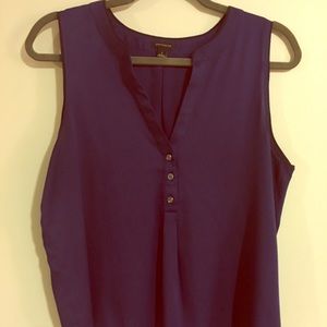 Ann Taylor 3 Button Tank