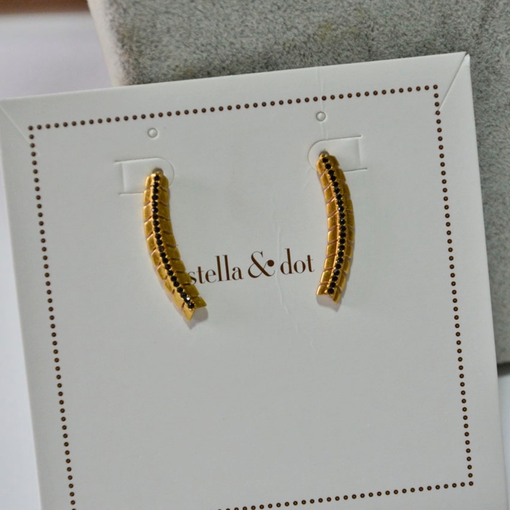 NEW STELLA DOT GILDED PATH EAR CLIMBERS
