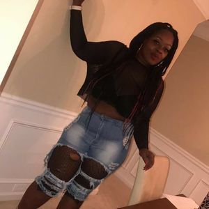 Meet your Posher, Victoria