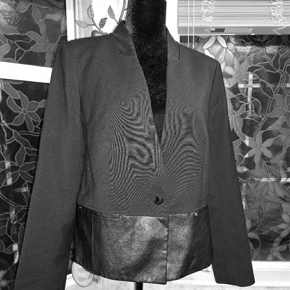 JONES NEW YORK LEATHER JACKET
