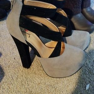 Brand new never worn high heels