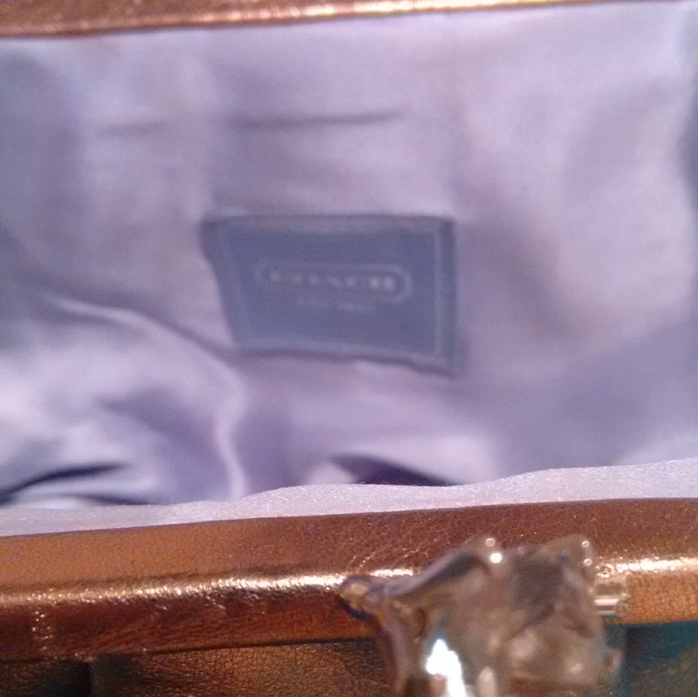 Coach Gold Leather Bag/Clutch Versatile. Mint - Picture 5 of 7