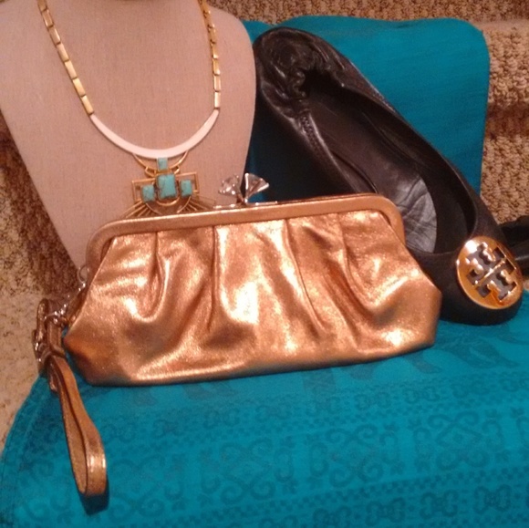 Coach Handbags - Coach Gold Leather Bag/Clutch Versatile. Mint