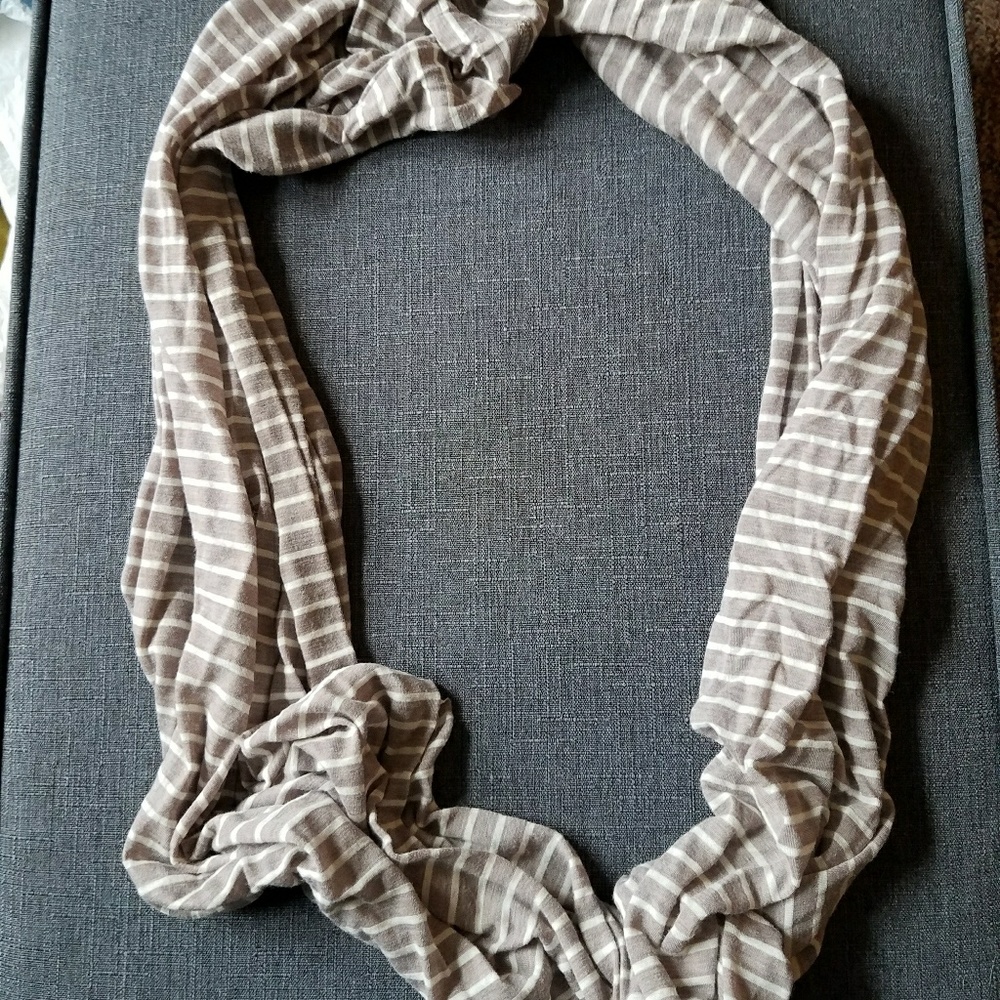 Infinity scarf
