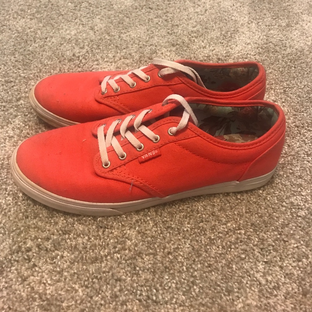 Red Vans 7.5